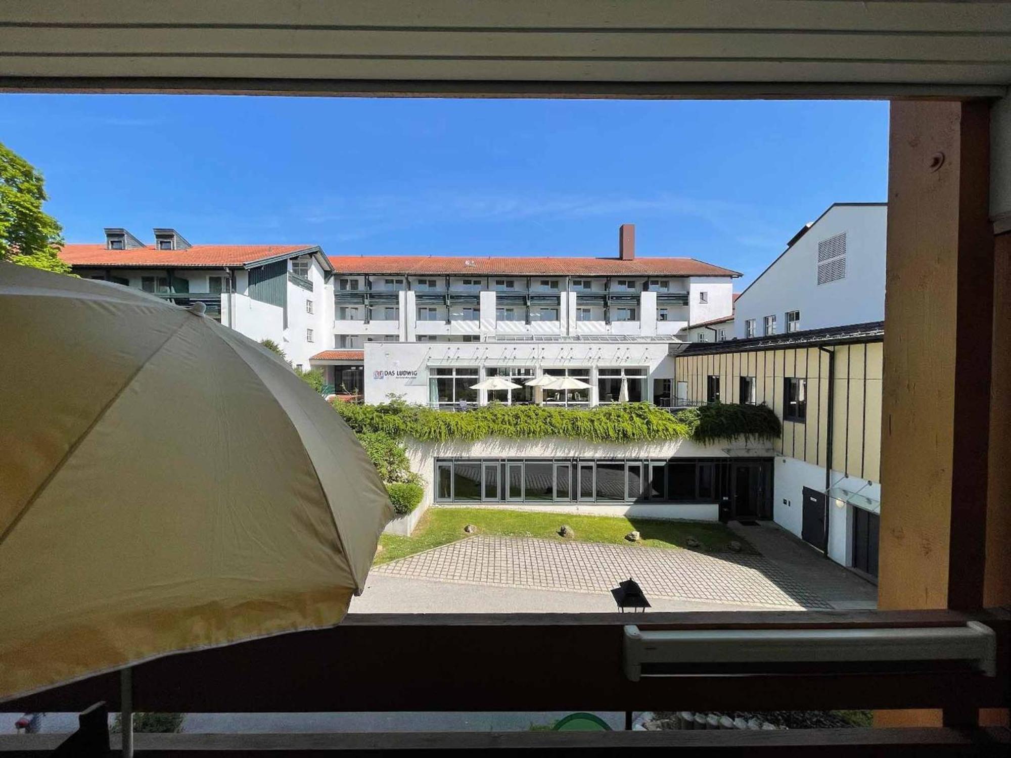 Appartement Am Brunnenplatzl Mit Bademantelzugang Bad Griesbach  Exterior photo