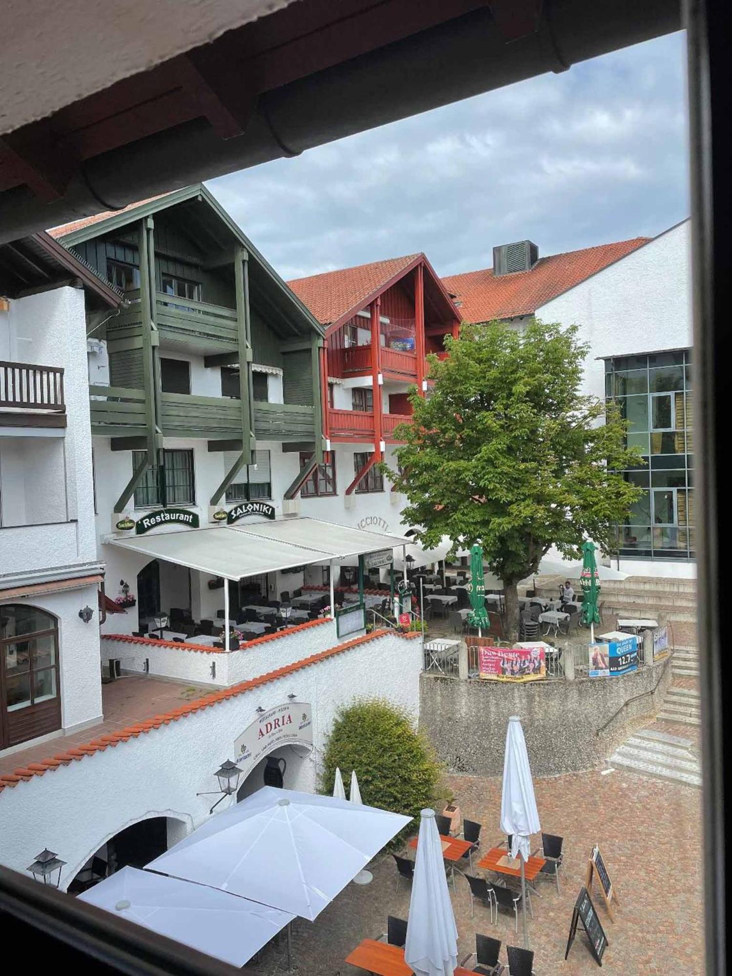 Appartement Am Brunnenplatzl Mit Bademantelzugang Bad Griesbach  Exterior photo